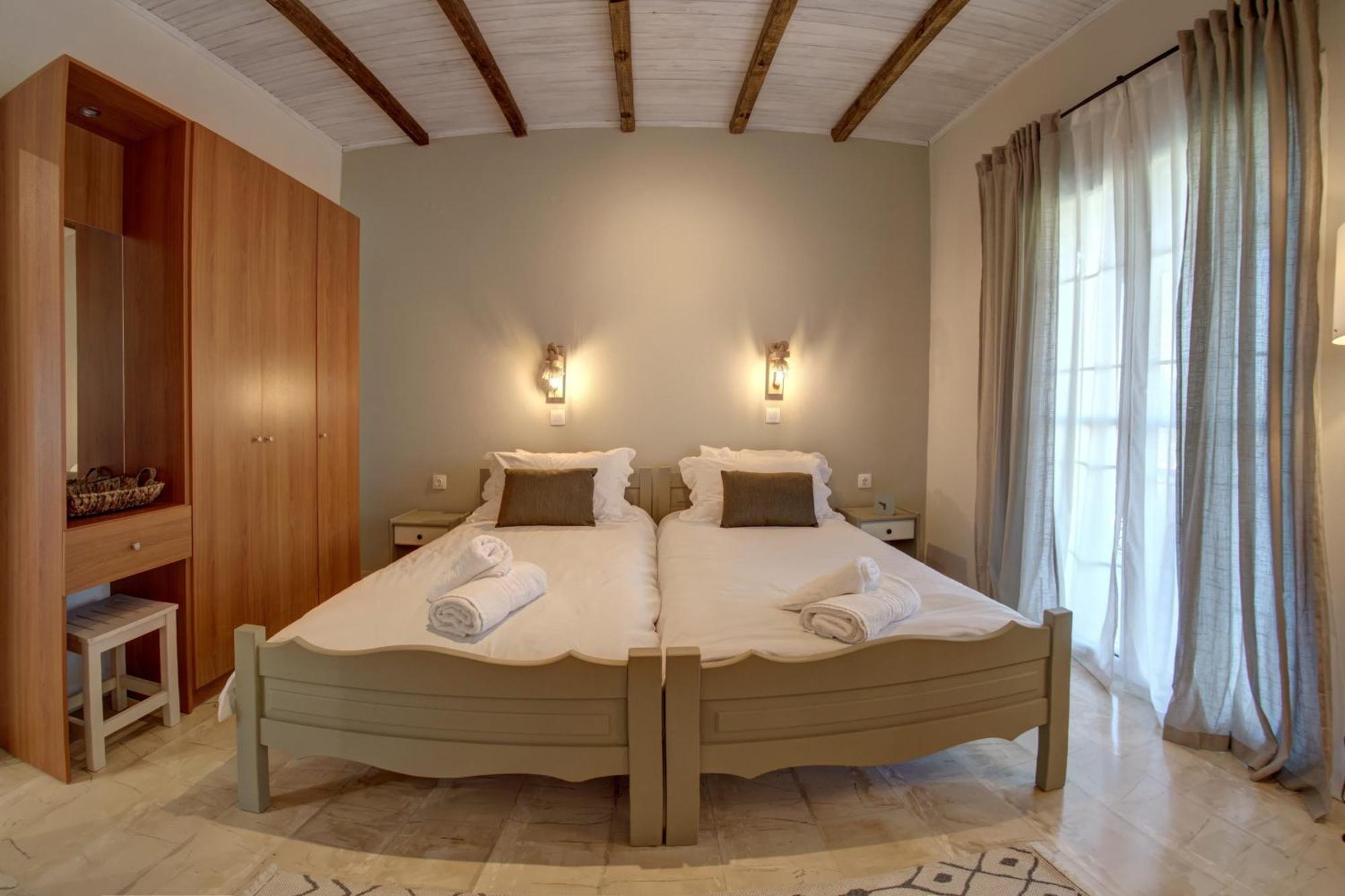 Villa Doreta Roda  Ngoại thất bức ảnh