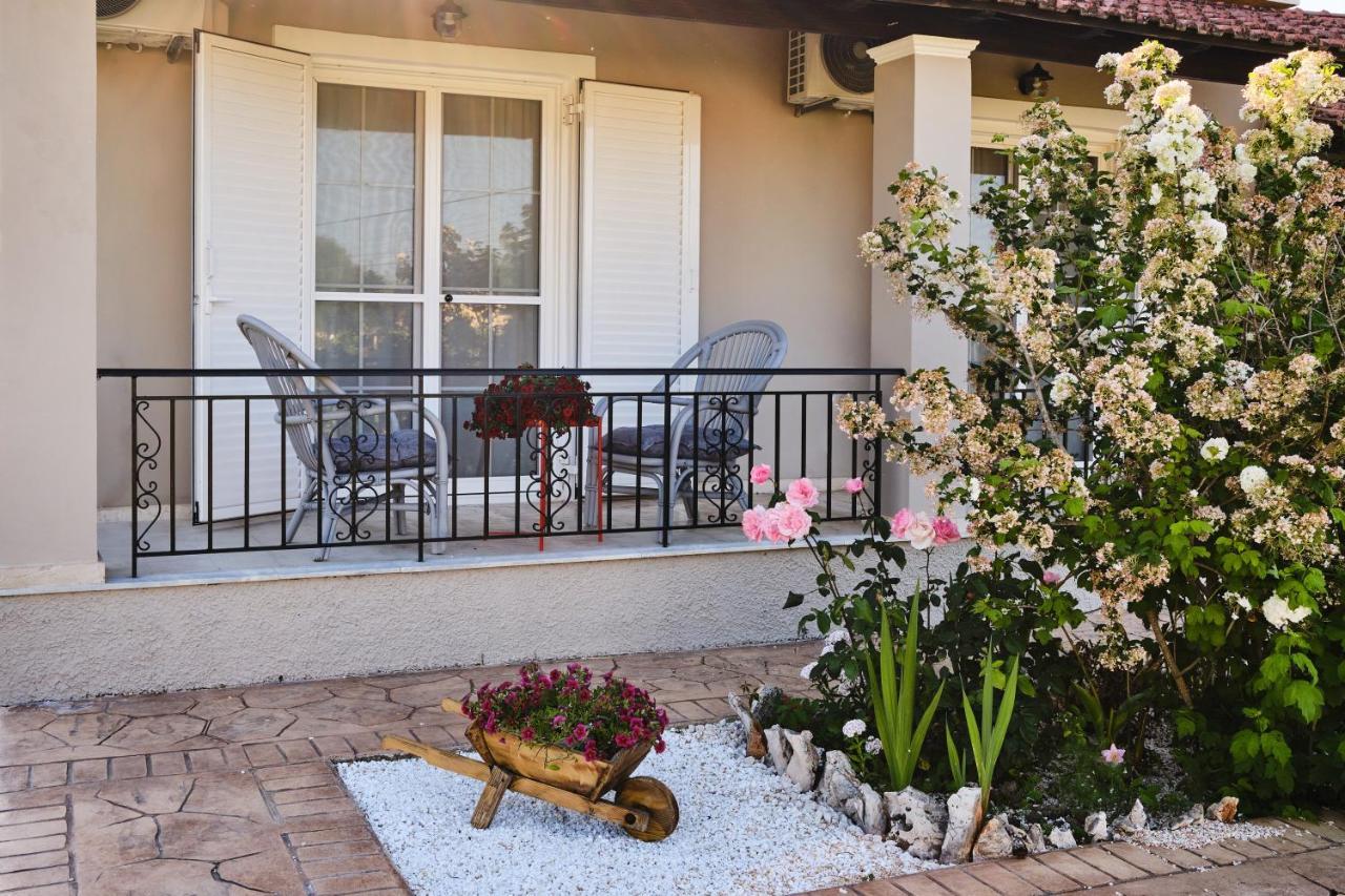 Villa Doreta Roda  Ngoại thất bức ảnh