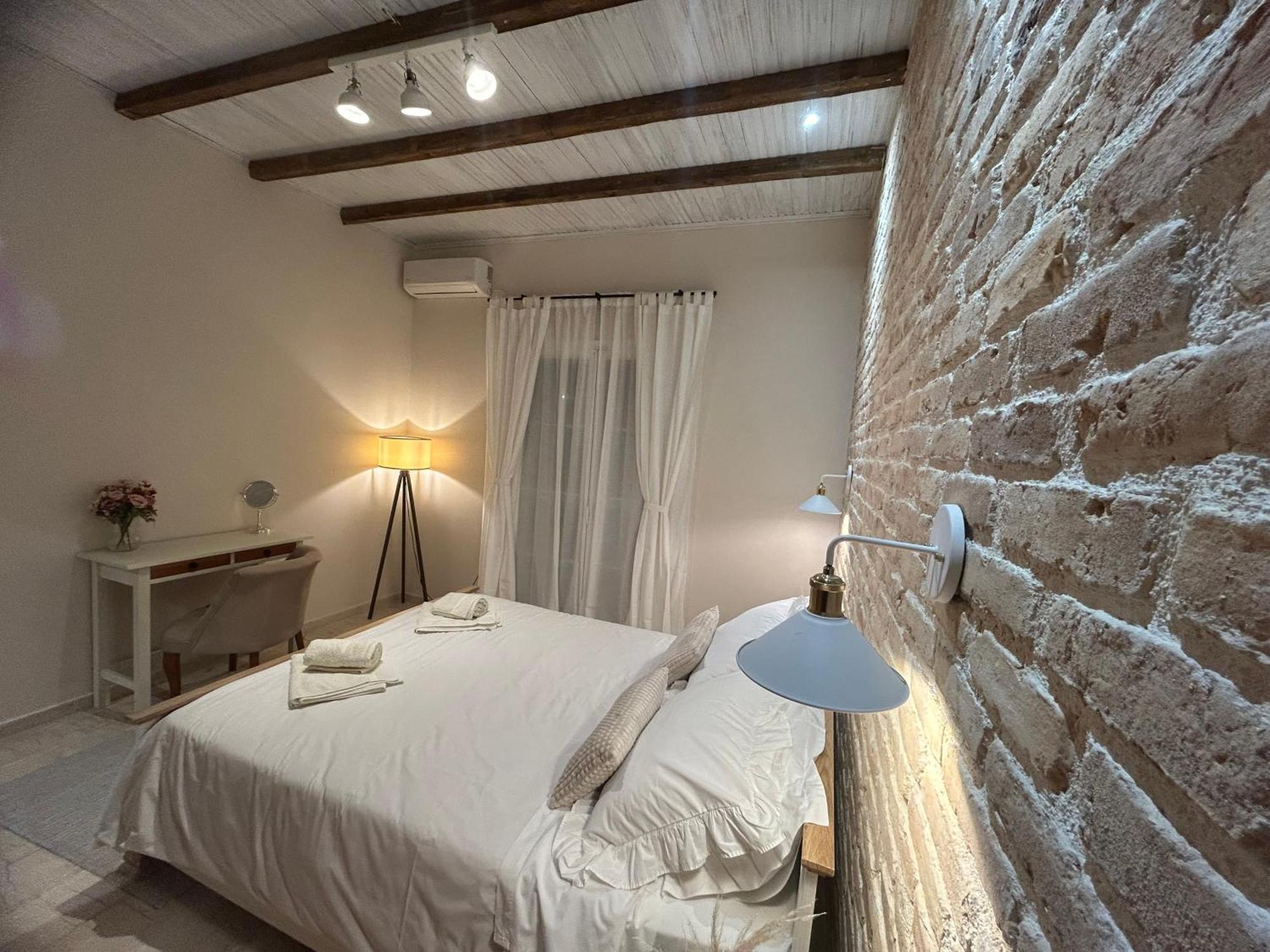 Villa Doreta Roda  Ngoại thất bức ảnh